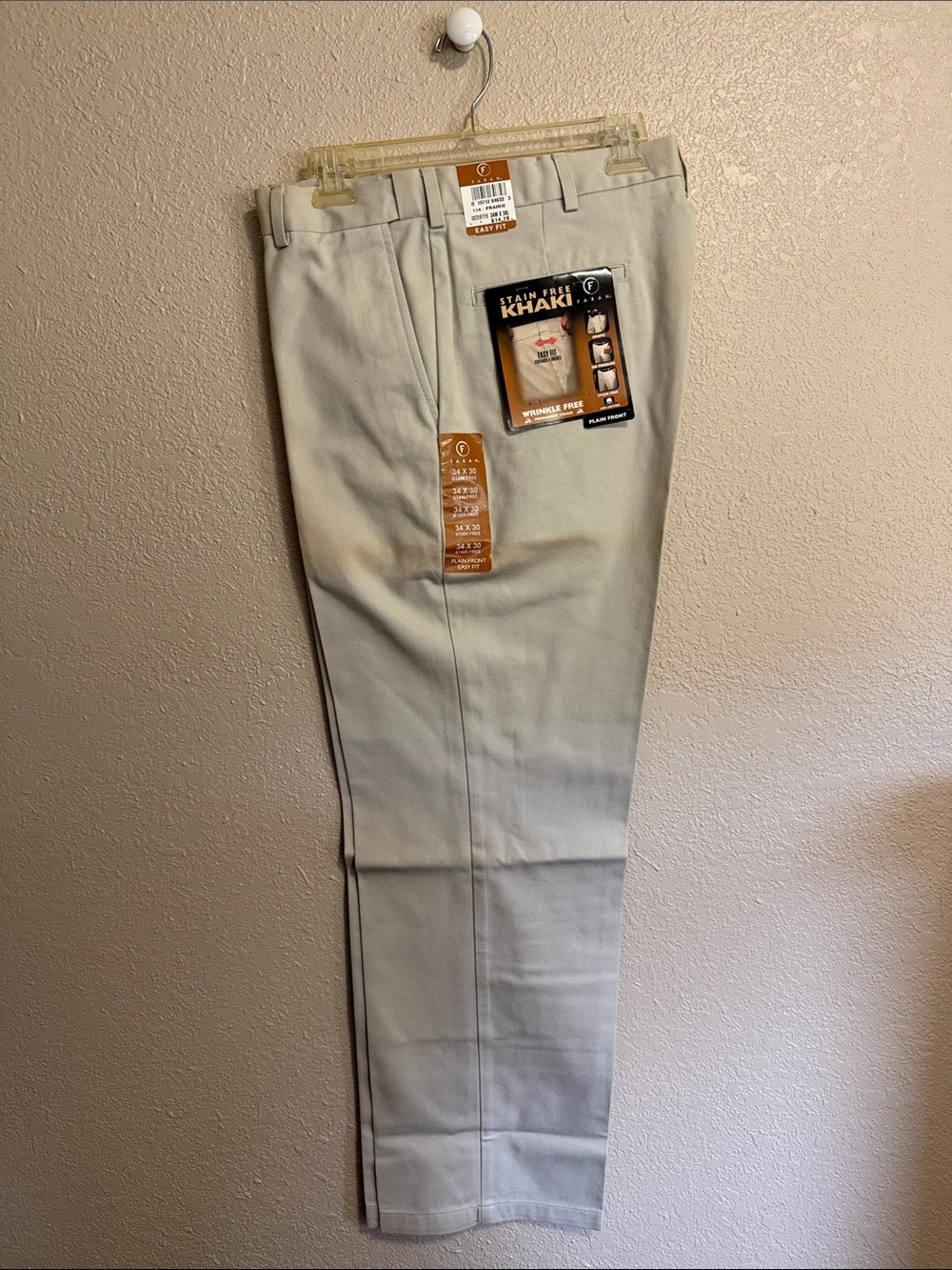 Farah Classic Men's Khaki Flat-Front Pants - Light Khaki